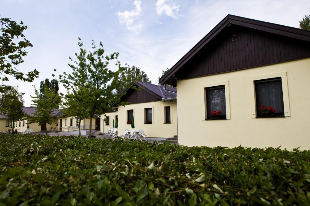 Balaton Eldorado Camping Hotel Badacsonytördemic Zewnętrze zdjęcie